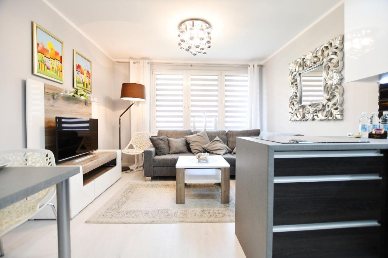 Apartament Dworcowa Apartman Kołobrzeg Kültér fotó